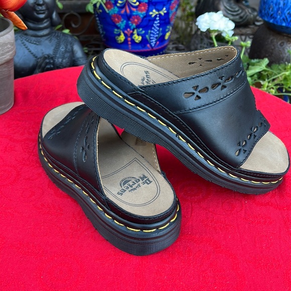 🏴󠁧󠁢󠁥󠁮󠁧󠁿 Dr. Martens MIE Floral Cut Out Platform Slides / Mules UK 8 🌺 - Picture 6 of 17